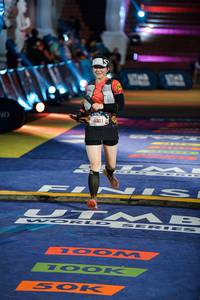 BIB: 6211
                            <button type="button" onclick="openModal(22752200)" class="btn btn-primary btn-sm float-right btn-popup" data-toggle="modal" data-target=".modal-high-quality">
                        <i class="fas fa-shopping-cart"></i> Add to Cart
                    </button>
                                            <button type="button" onclick="isThisMe(22752200, true)" class="btn btn-success btn-sm float-right btn-popup btn-isme hidden" data-toggle="tooltip" data-placement="bottom" title="นี่คือรูปของคุณใช่ไหม คลิกที่นี่เพื่อเอาเข้าอัลบั้ม">
                        <i class="fas fa-plus"></i> Add to album
                    </button>
                    <button type="button" onclick="isThisMe(22752200, false)" class="btn btn-warning btn-sm float-right btn-popup btn-isnotme hidden">
                        <i class="fas fa-ban"></i> Remove from album
                    </button>